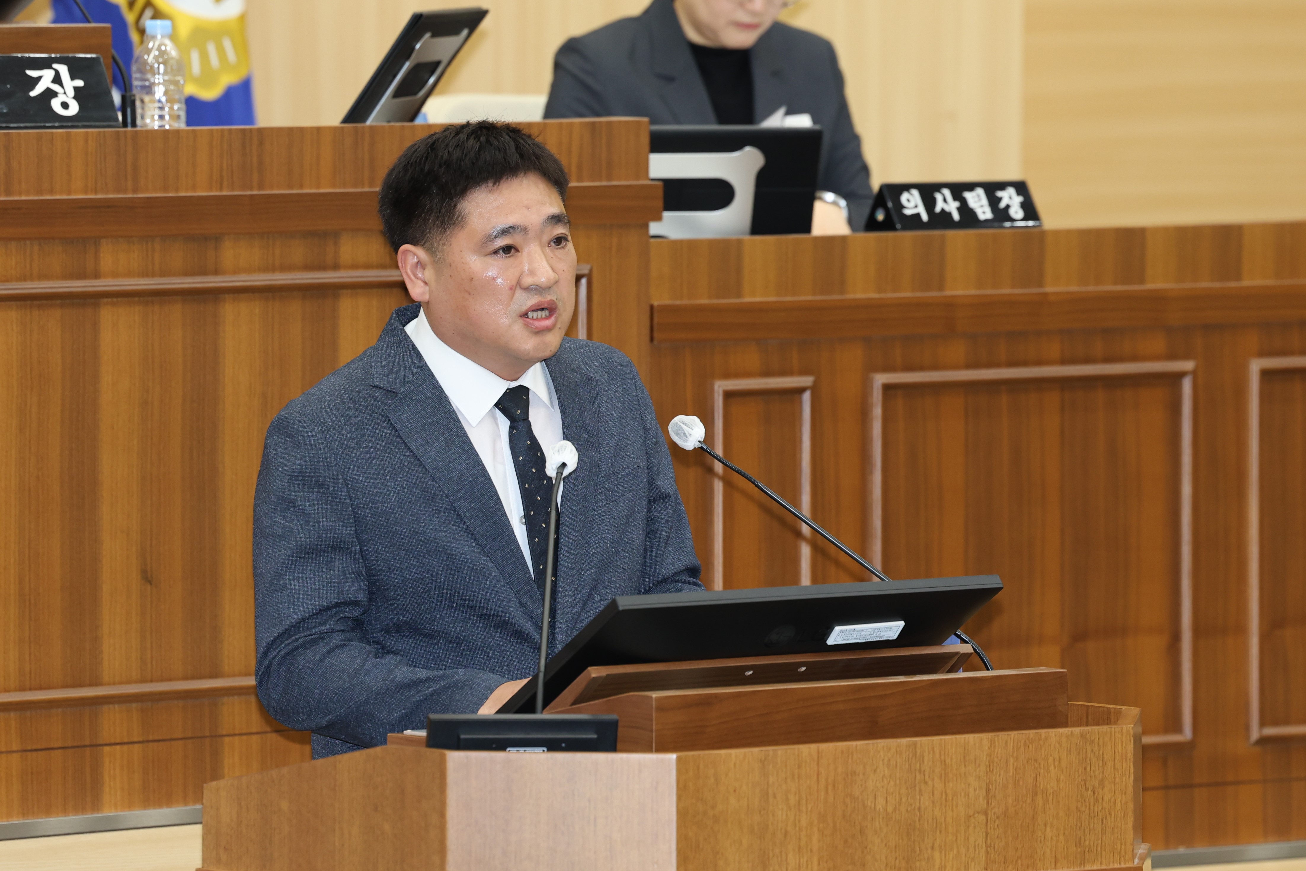 '제278회 예천군의회 임시회 제2차 본회의' 게시글의 사진(13) '2025 5 28 제278회 예천군의회 임시회 제2차 본회의 (19).JPG'