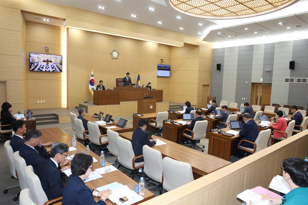 제279회 예천군의회 제1차 정례회 제5차 본회의